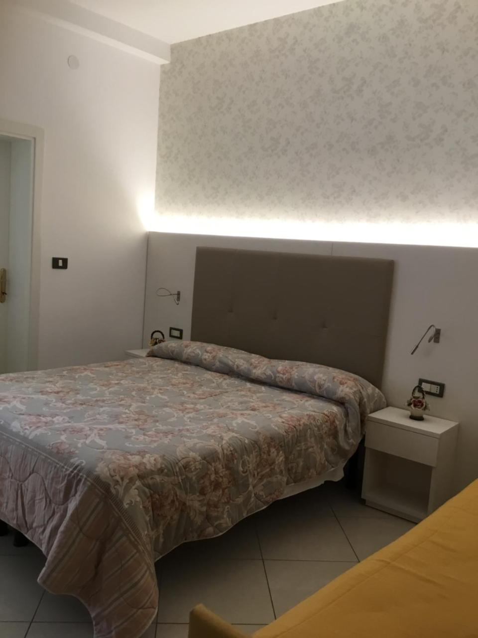 Hotel Metropol Sottomarina Dış mekan fotoğraf