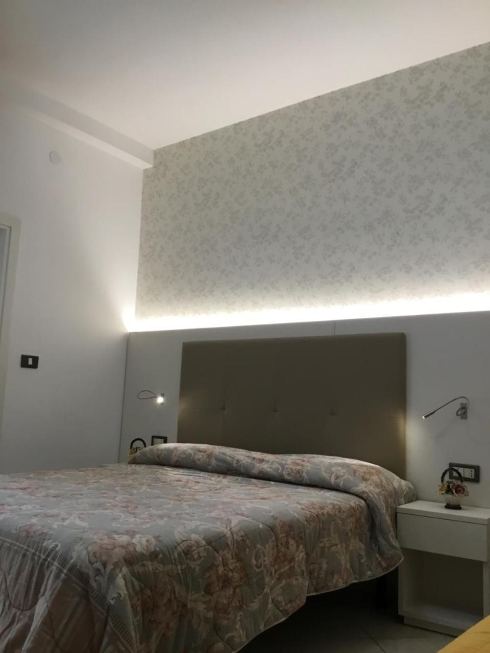 Hotel Metropol Sottomarina Dış mekan fotoğraf